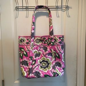 Vera Bradley Tote bag *HUGE and NEVER USED*